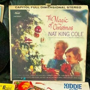Vinyl Records - Nat King Cole - The Magic of Christmas